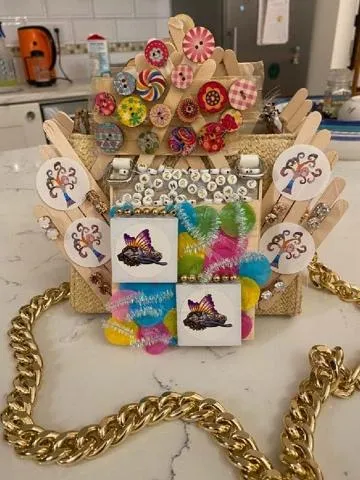 The Dream Purse: Too Many Glue Sticks